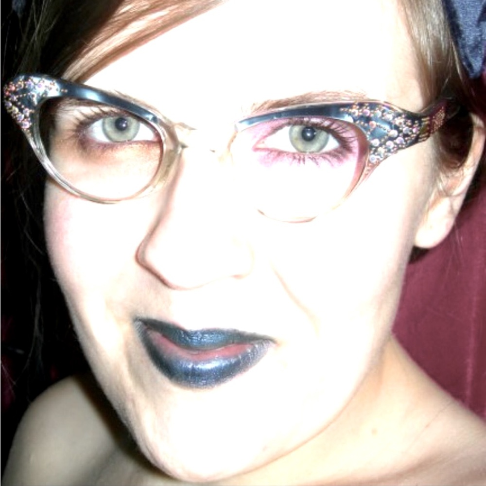 Meet your Posher, Aleia
